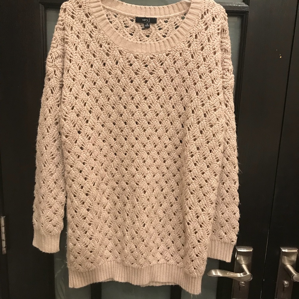 Light pink long sweater